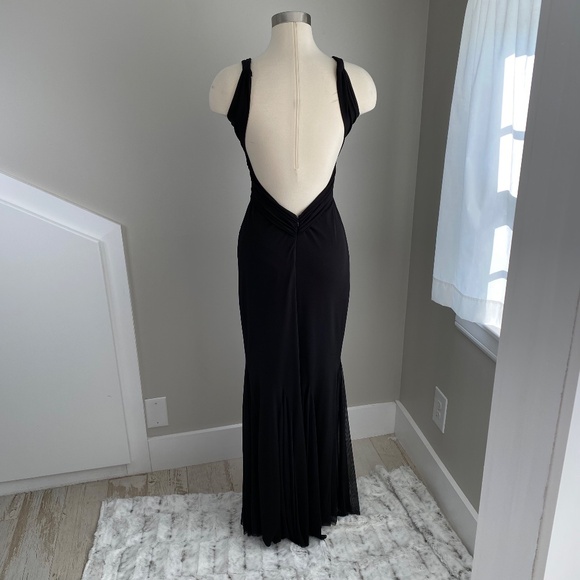 Cache full length black backless gown with rhinestone brooch - Size 4 - Picture 2 of 16